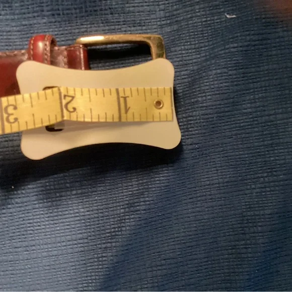 Smooth Reddish Brown Leather Belt with Gold Brass Buckle - Picture 13 of 15